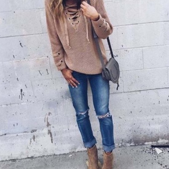 Lace-Up Sweater - Picture 2 of 3